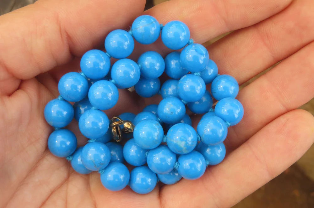 Blue Turquenite Howlite Ball Shaped Bead Necklace
