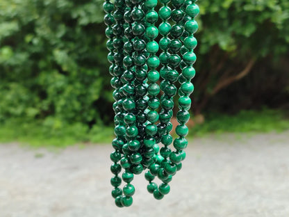 Malachite Ball Shaped 8 mm Beaded Necklace