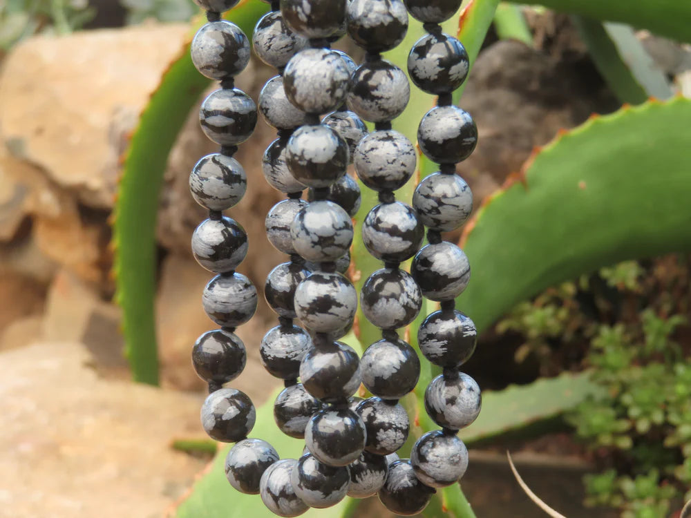 Snowflake Obsidian Ball Shaped Beaded Necklace