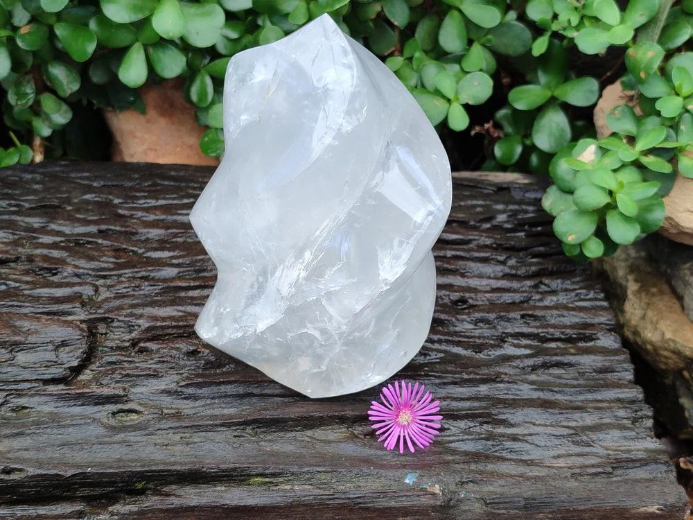 Girasol Pearl Quartz Flame Sculpture